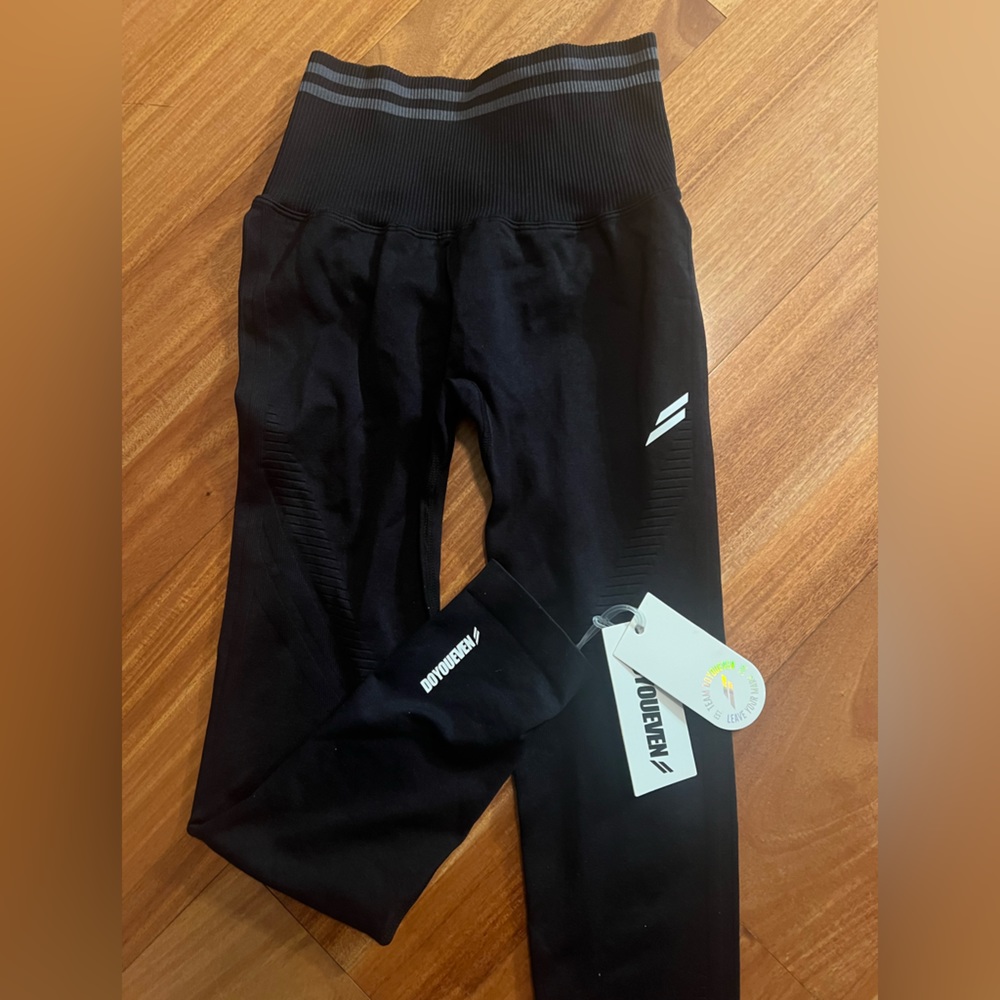 NEVERWORN DOYOUEVEN LEGGINGS